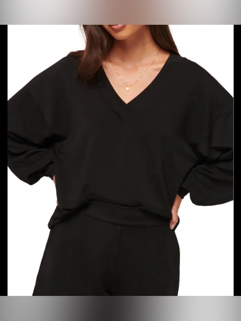 Travis Mathew Black V-Neck Relaxed Women's Sweater
